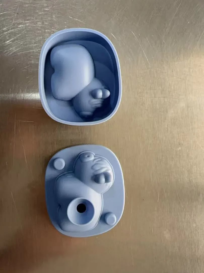 🔥🐮Mini Highland Cow Ice Cube Mold – Cute 3D Ice for Drinks, Parties & Gifts