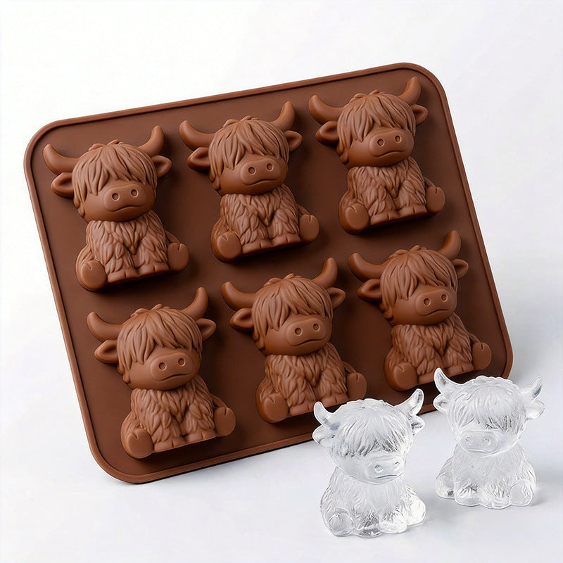 Mini Highland Cow 3D Ice Cube Mold for Drinks & Parties