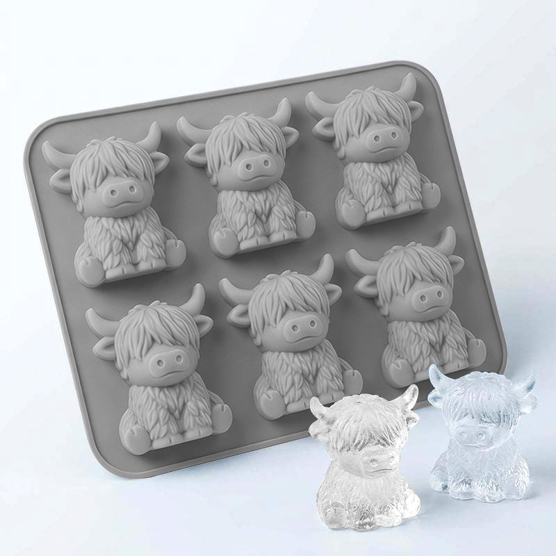 Mini Highland Cow 3D Ice Cube Mold for Drinks & Parties