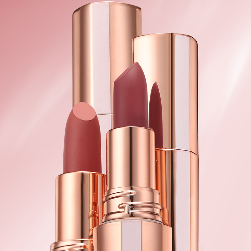 24H Long‑Lasting Matte Lipstick – Smudge‑proof, transfer‑resistant, vibrant colour.